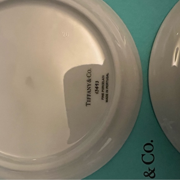 Tiffany and Co. Round Dish Rings - Picture 8 of 8